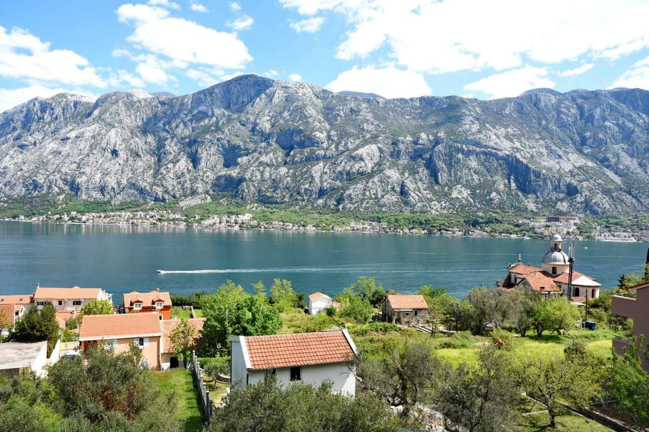Apartments Krivokapic Prcanj With Bay View Kotor Exterior foto